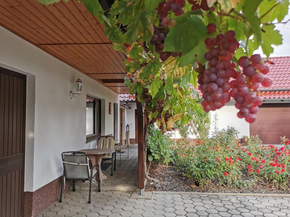 Rosenhof Holiday home Glaubitz
